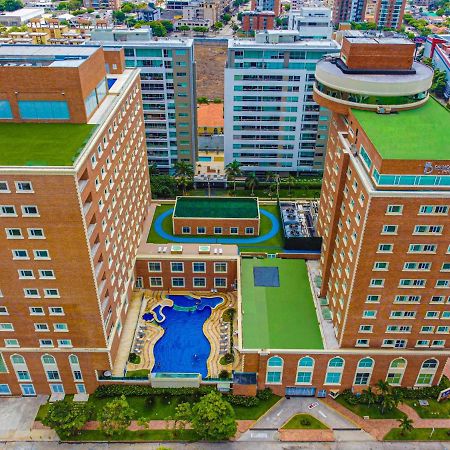 Hotel Dann Carlton Barranquilla Extérieur photo Aerial view of the complex