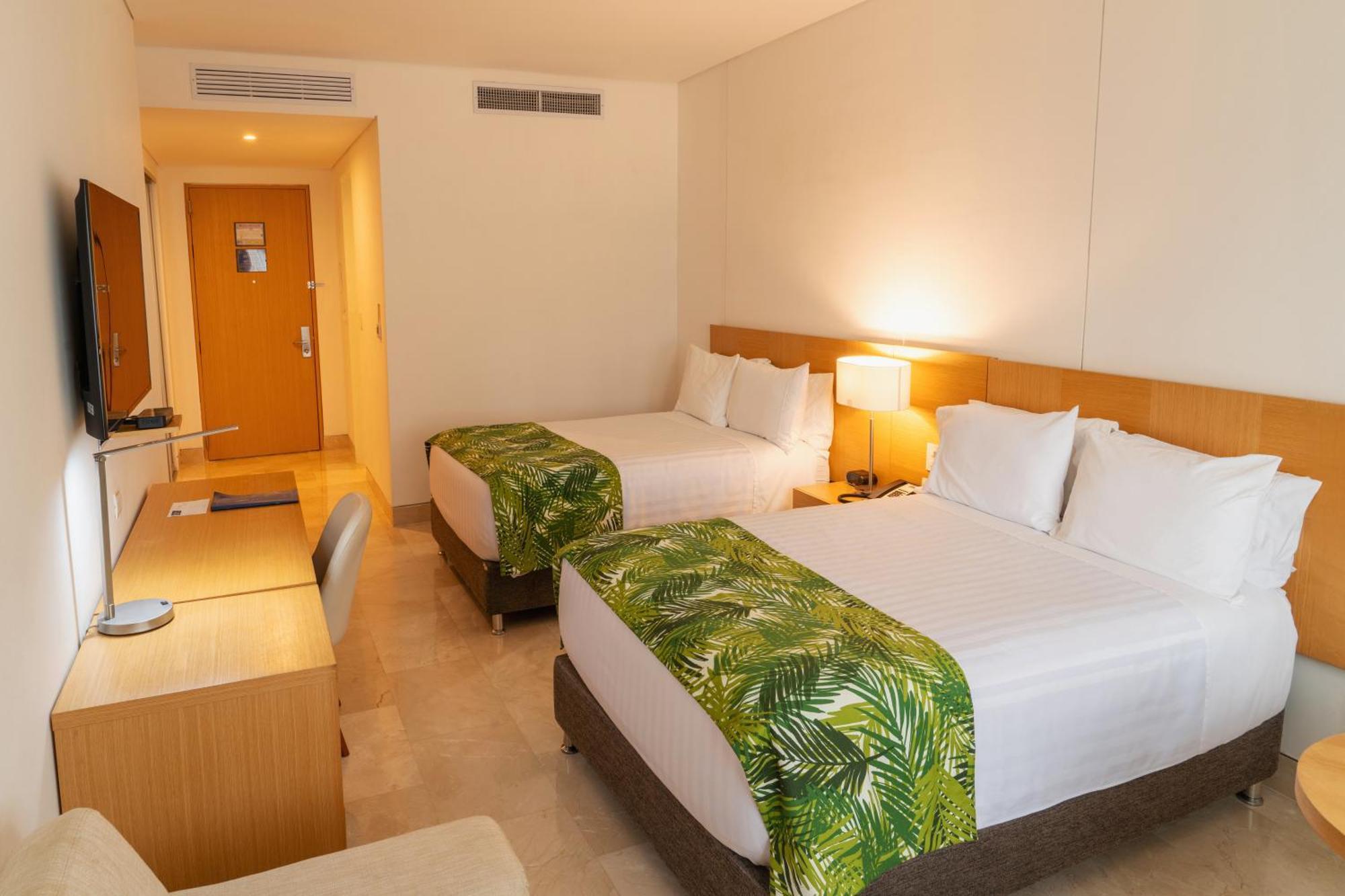 Hotel Dann Carlton Barranquilla Extérieur photo A room at the Sheraton Waikiki